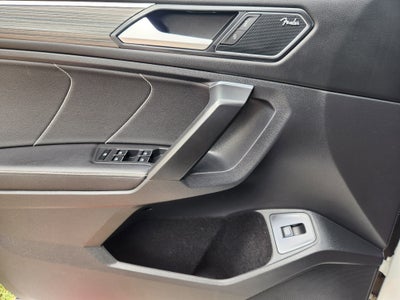 2022 Volkswagen Tiguan SEL R-Line