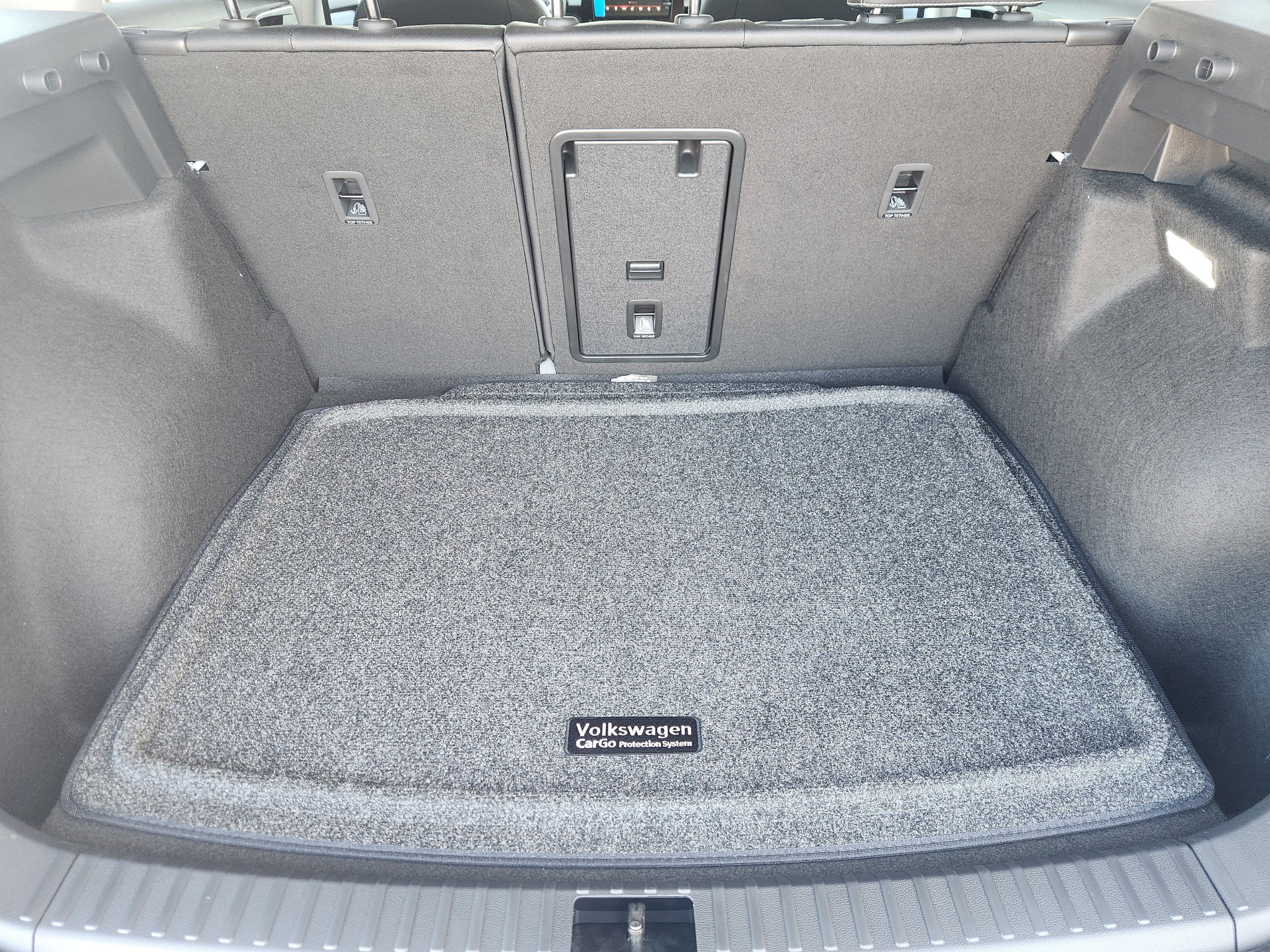 2026 Volkswagen Taos SEL