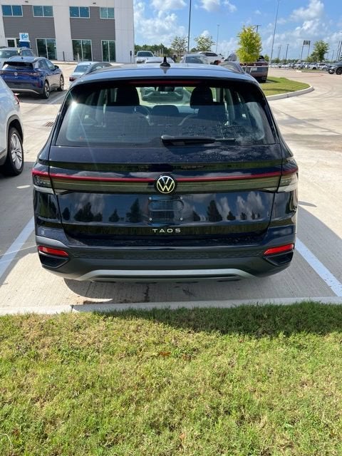 2025 Volkswagen Taos S