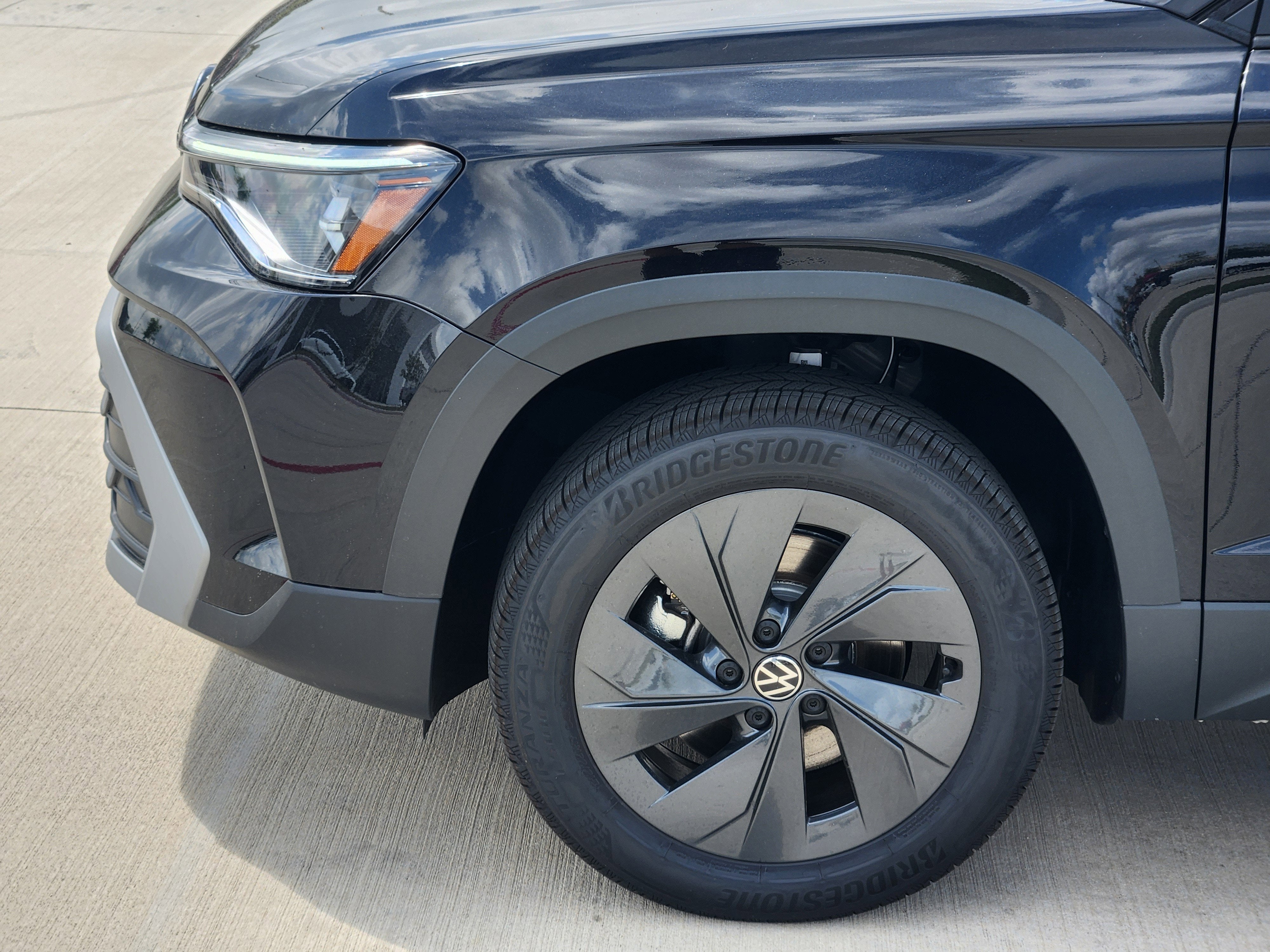 2026 Volkswagen Taos S