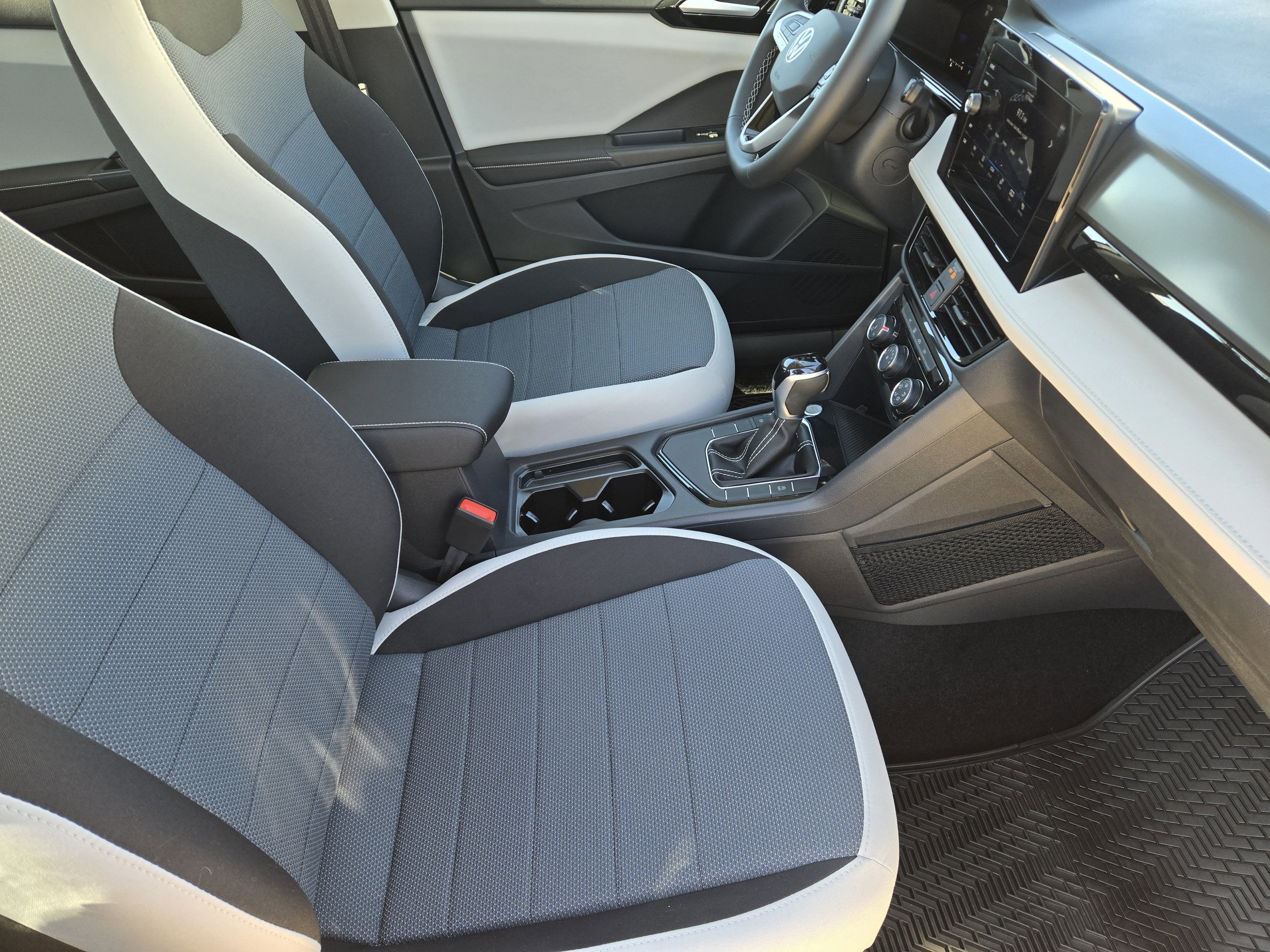 2026 Volkswagen Taos S