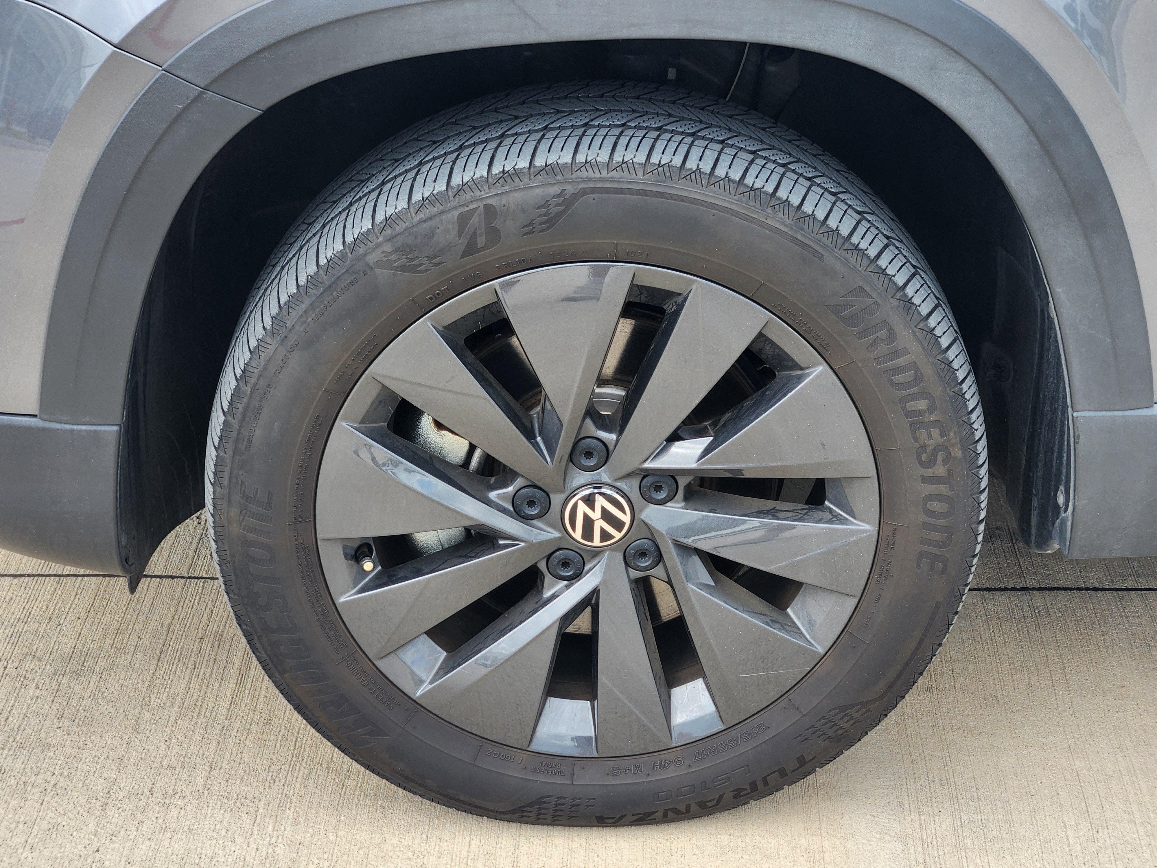 2024 Volkswagen Taos S