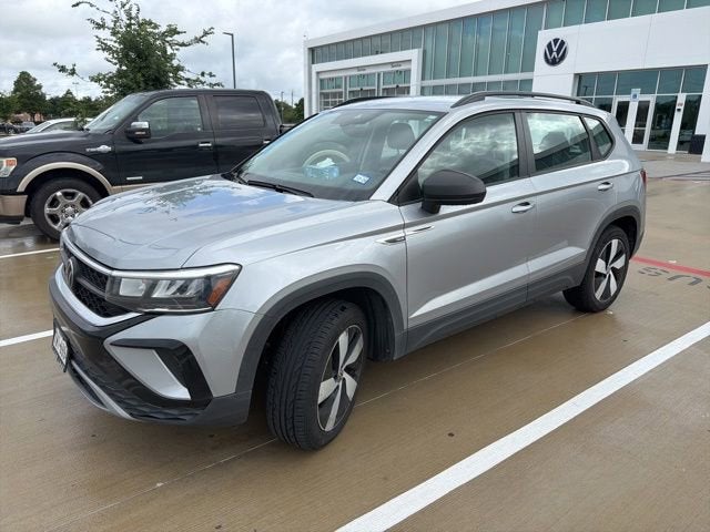 2024 Volkswagen Taos 1.5T S 4Motion's photo