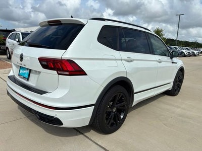 2024 Volkswagen Tiguan SE R-Line Black