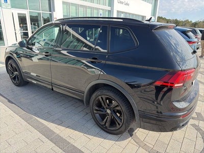 2023 Volkswagen Tiguan SE R-Line Black