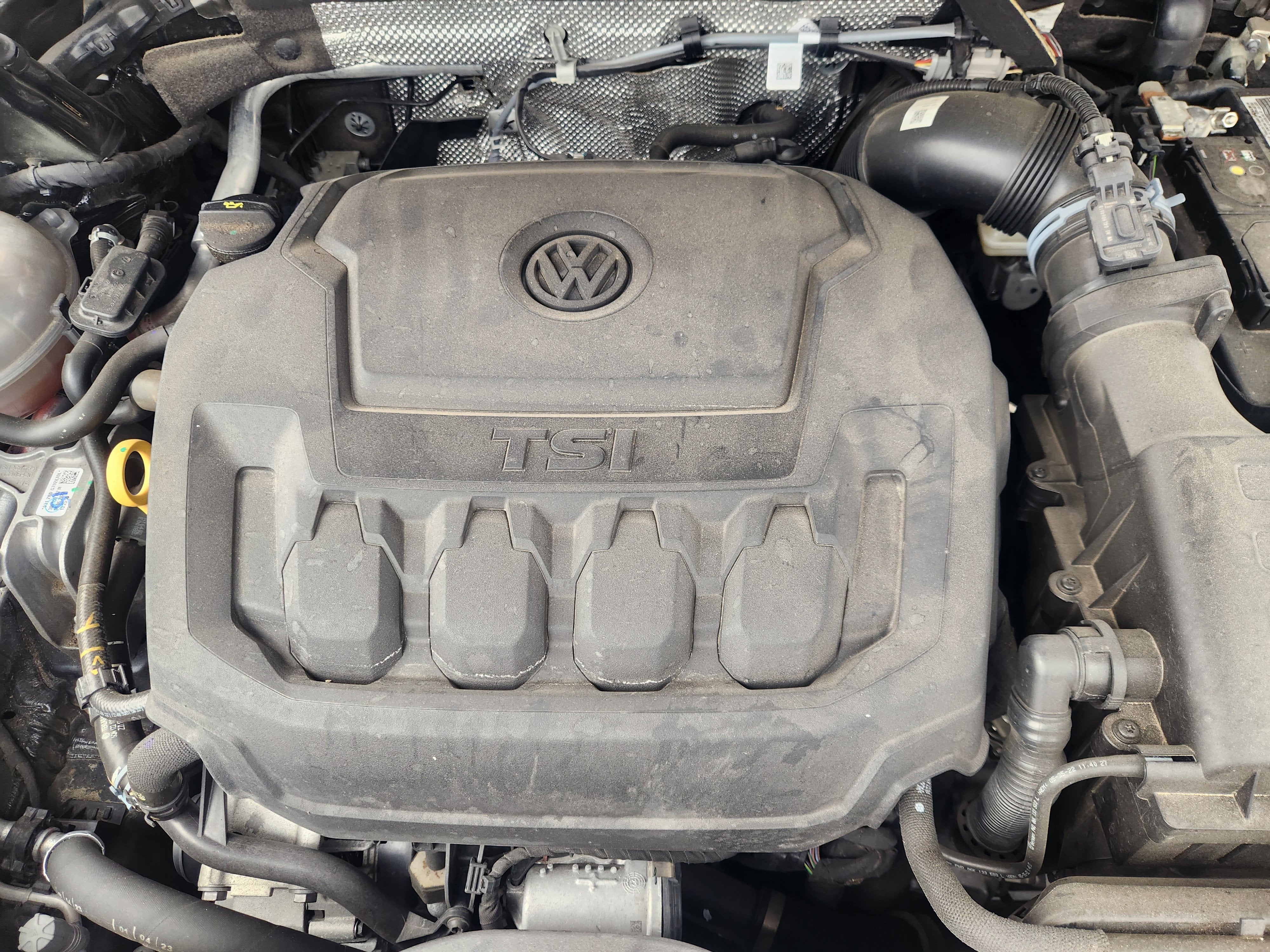 2023 Volkswagen Tiguan SE R-Line Black