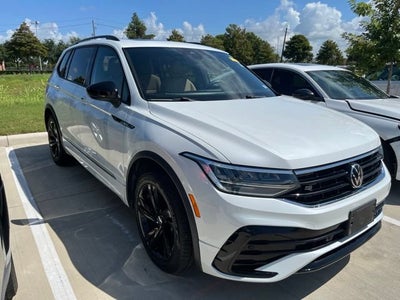 2023 Volkswagen Tiguan SE R-Line Black