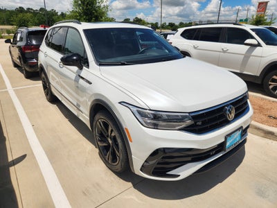 2024 Volkswagen Tiguan SE R-Line Black