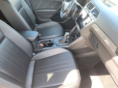 2024 Volkswagen Tiguan SE R-Line Black