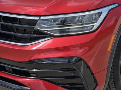 2024 Volkswagen Tiguan SE R-Line Black