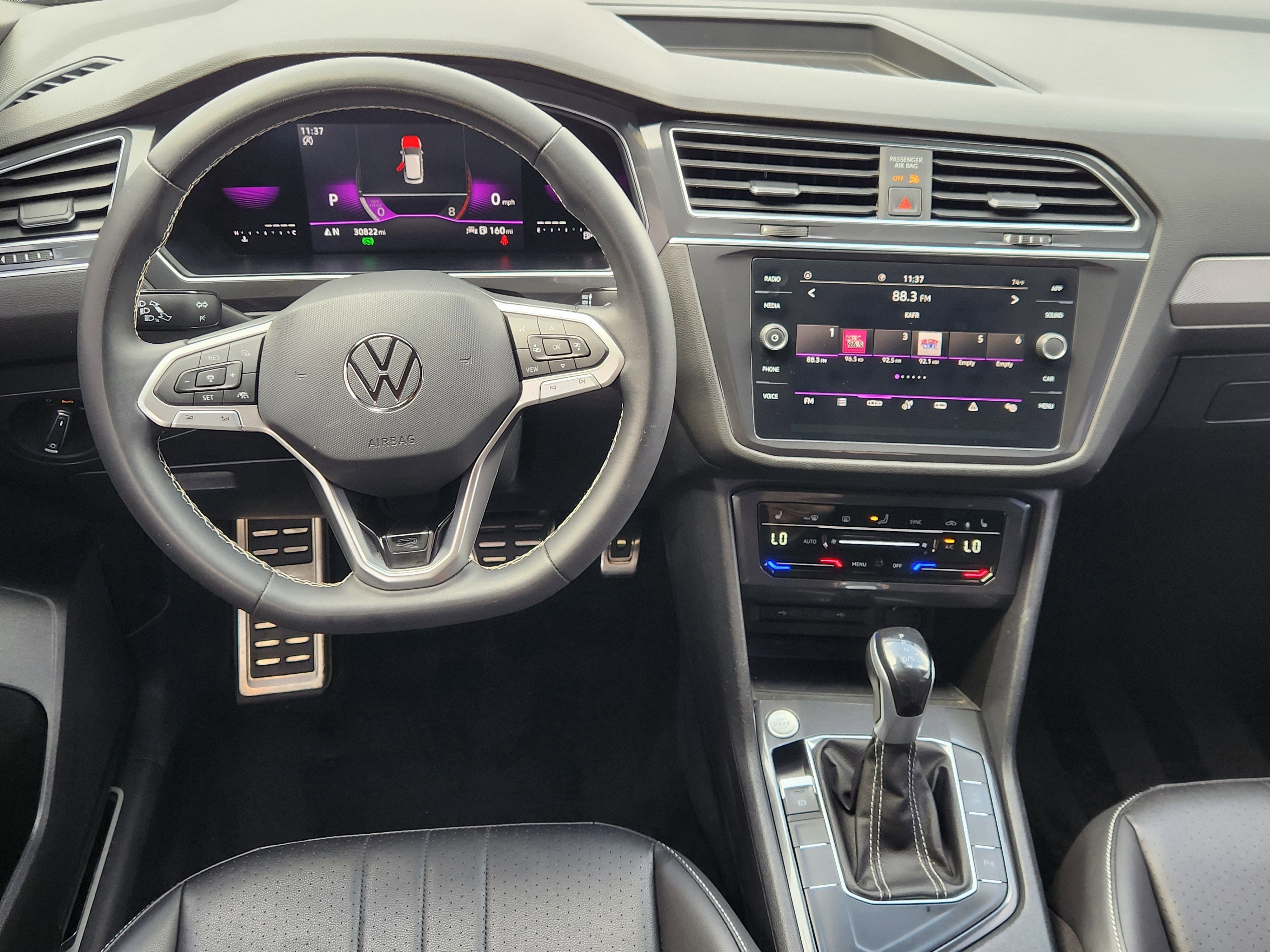 2023 Volkswagen Tiguan SE R-Line Black