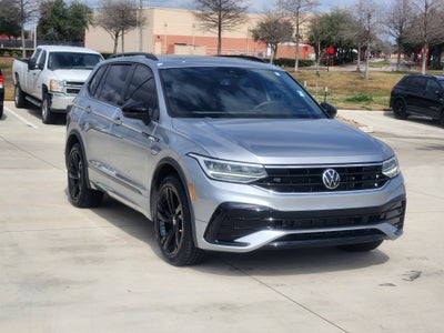 2023 Volkswagen Tiguan SE R-Line Black