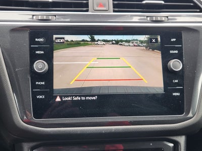 2022 Volkswagen Tiguan SE R-Line Black