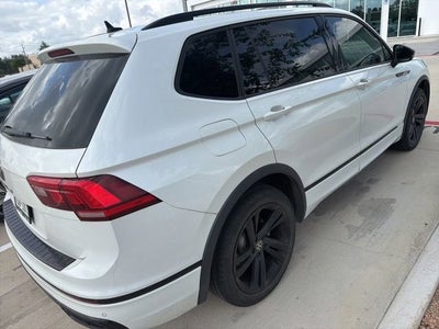 2023 Volkswagen Tiguan SE R-Line Black