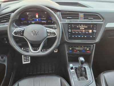 2024 Volkswagen Tiguan SE R-Line Black