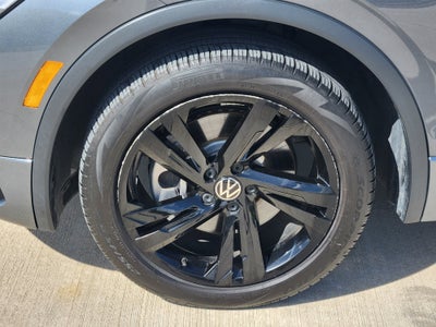 2024 Volkswagen Tiguan SE R-Line Black