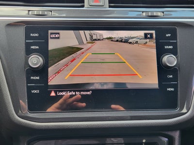 2022 Volkswagen Tiguan SE R-Line Black