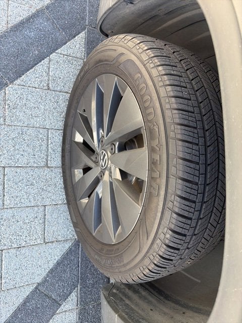 2023 Volkswagen Taos S