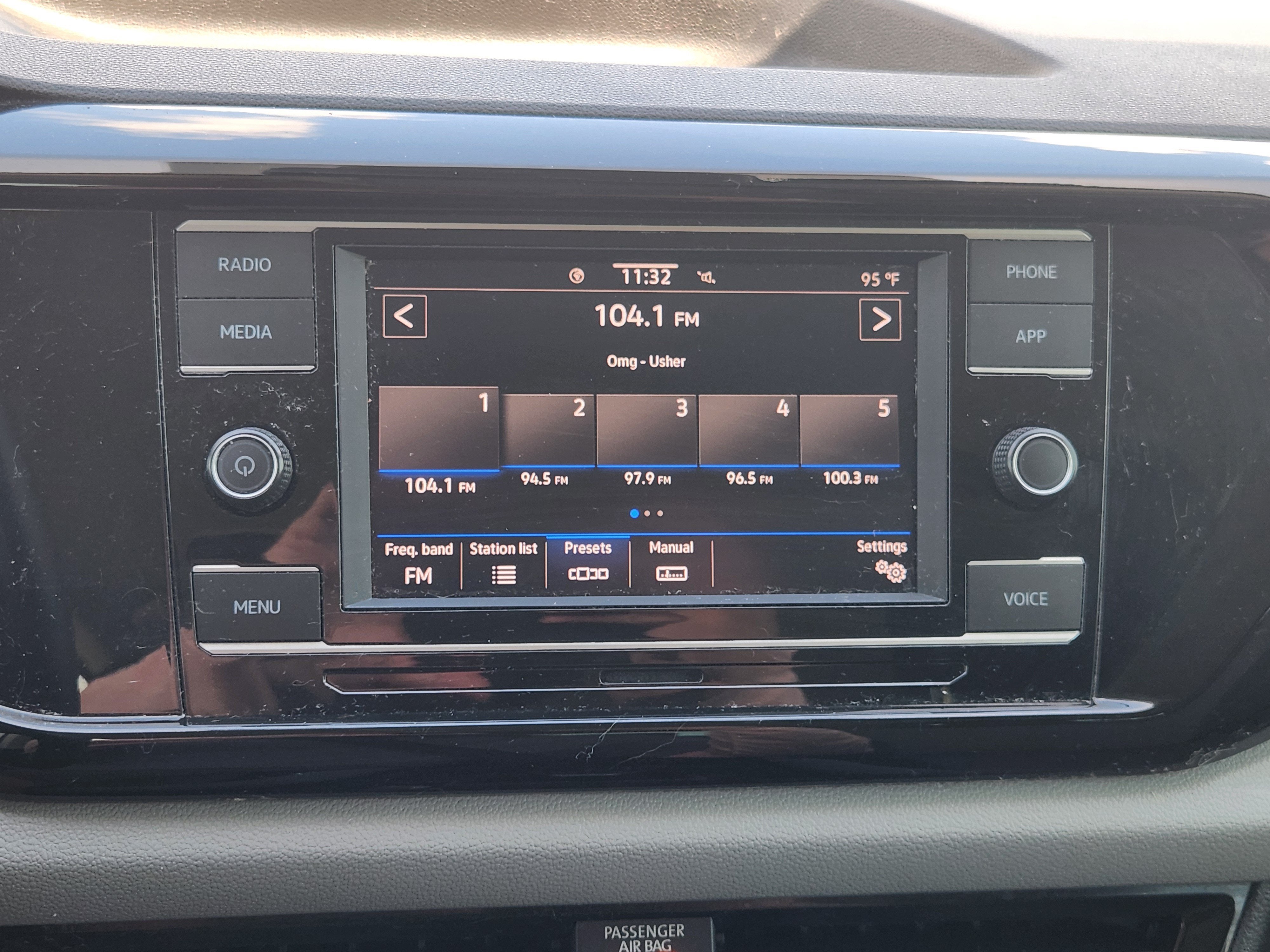 2022 Volkswagen Taos S