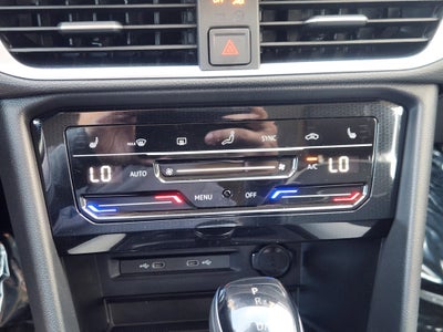 2026 Volkswagen Taos SE