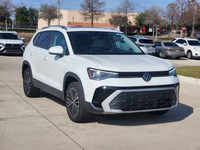 2026 Volkswagen Taos SE