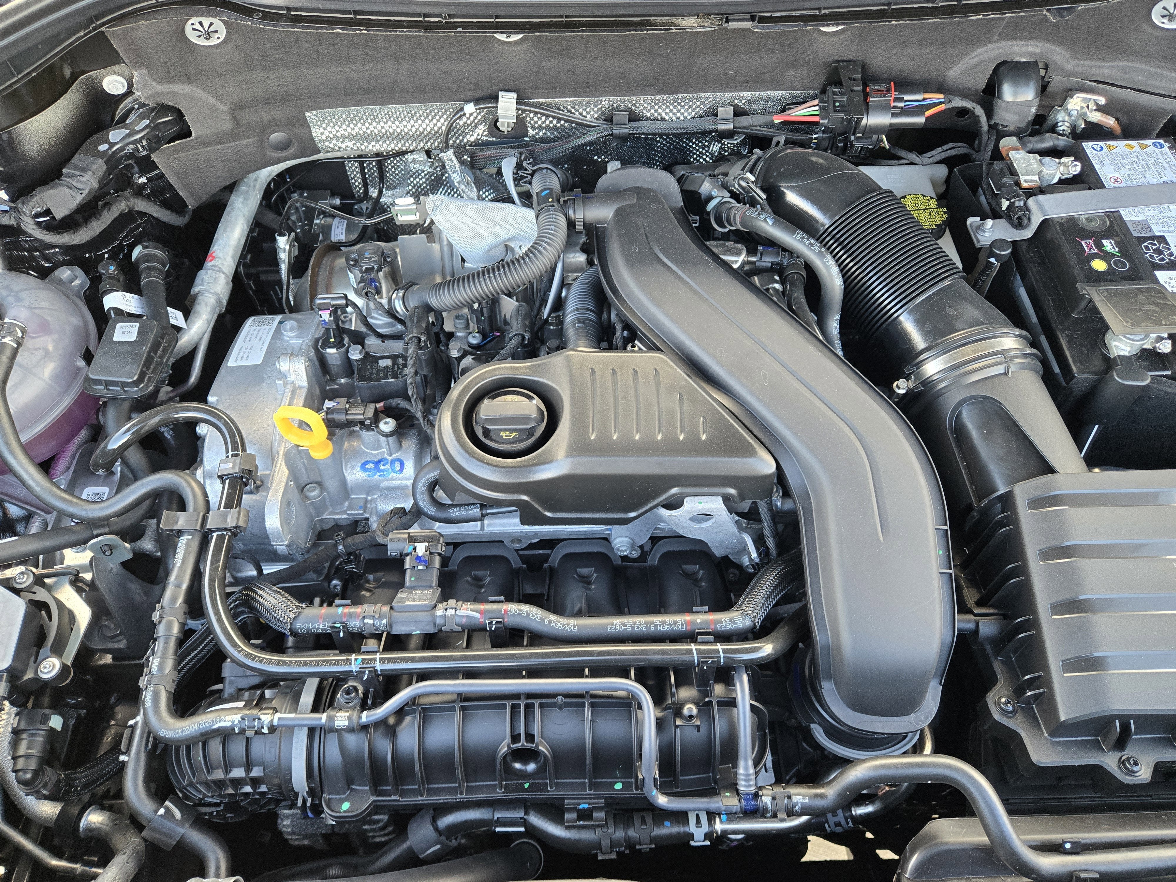 2026 Volkswagen Taos SE