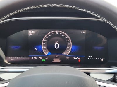 2026 Volkswagen Taos SE