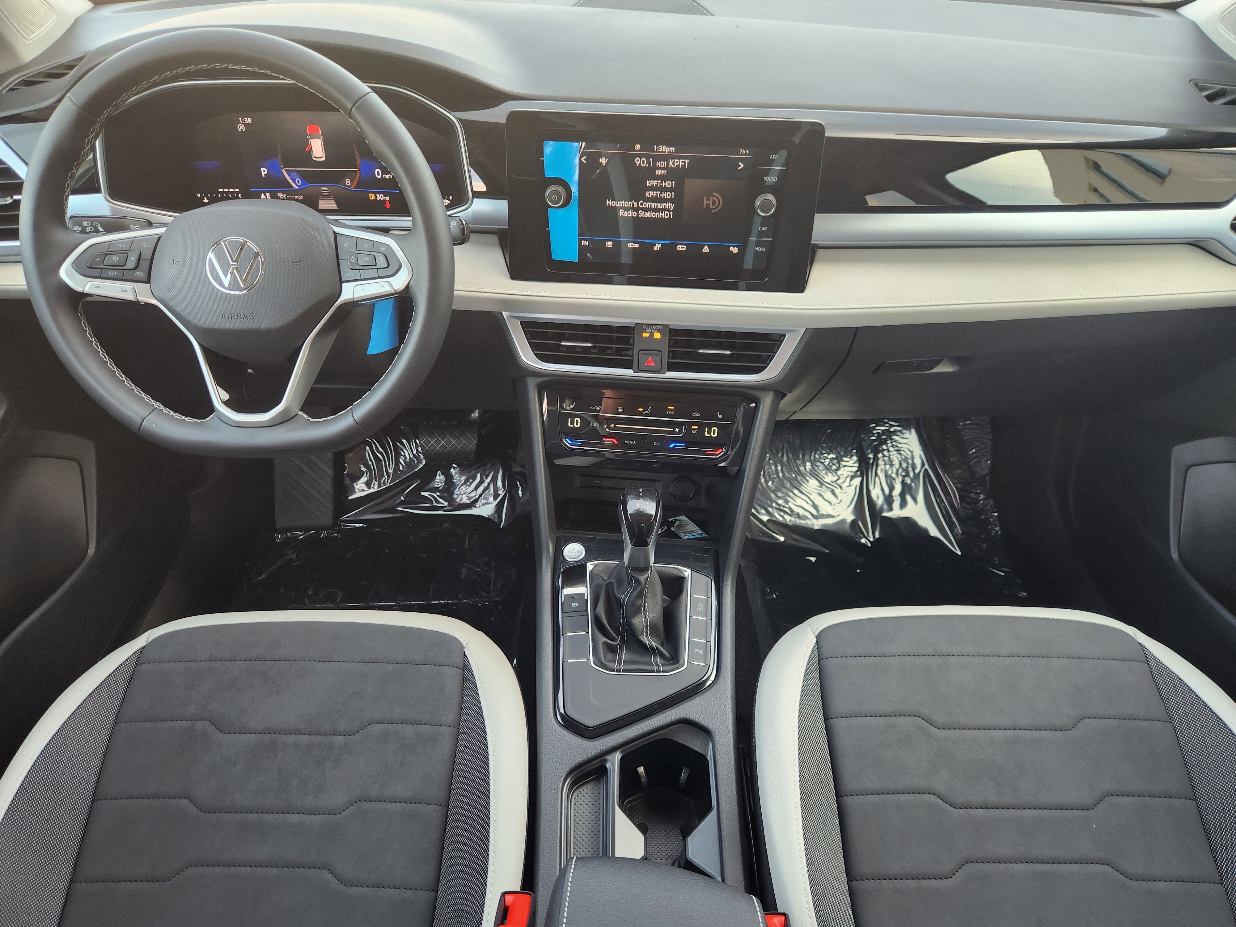 2026 Volkswagen Taos SE