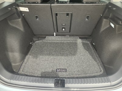 2027 Volkswagen Taos SE