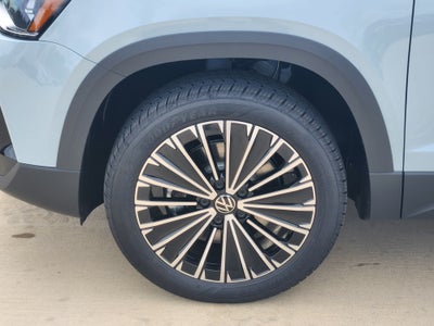 2027 Volkswagen Taos SE
