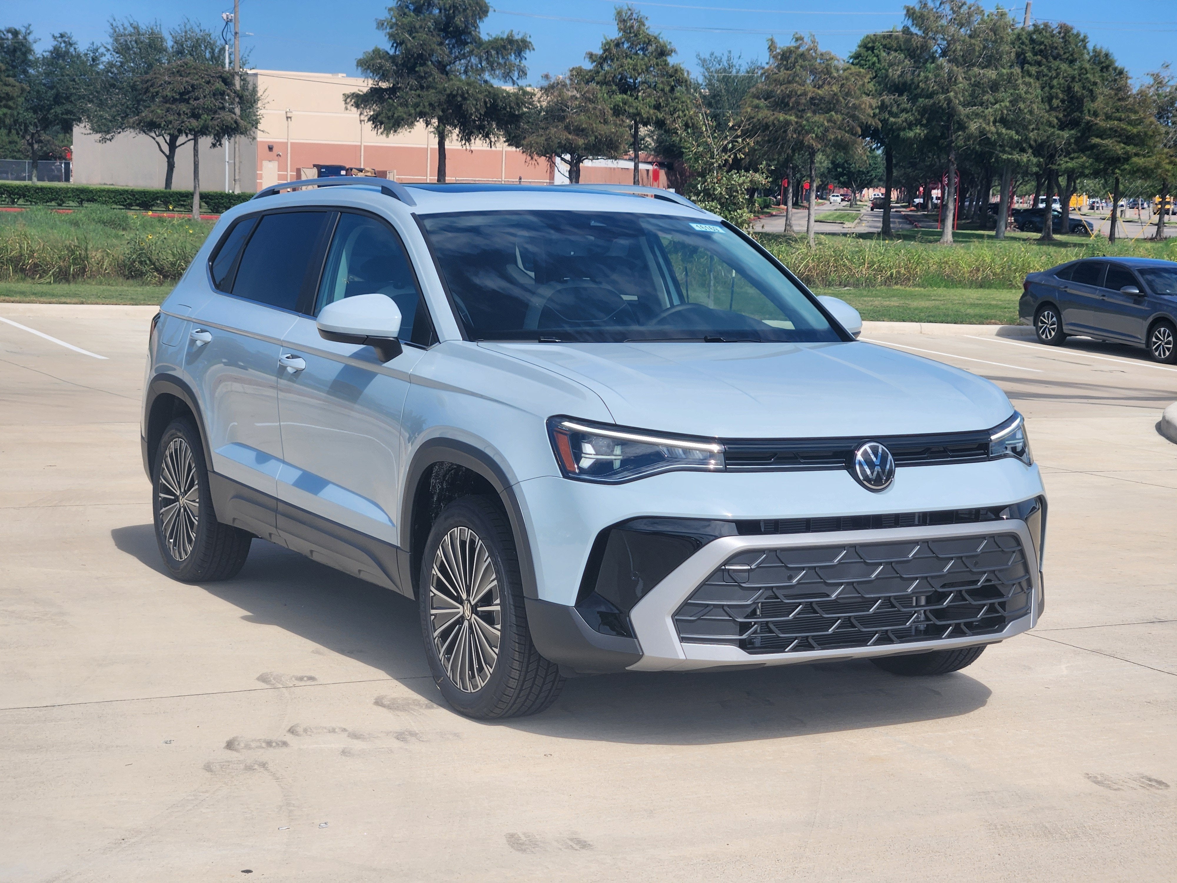 2027 Volkswagen Taos SE