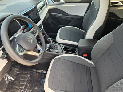 2027 Volkswagen Taos SE