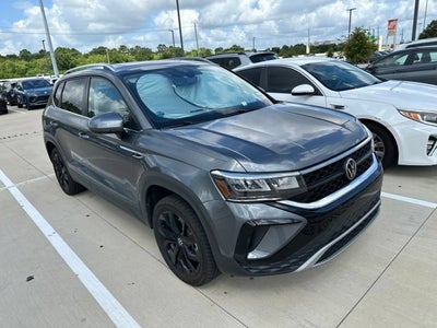 2024 Volkswagen Taos SE