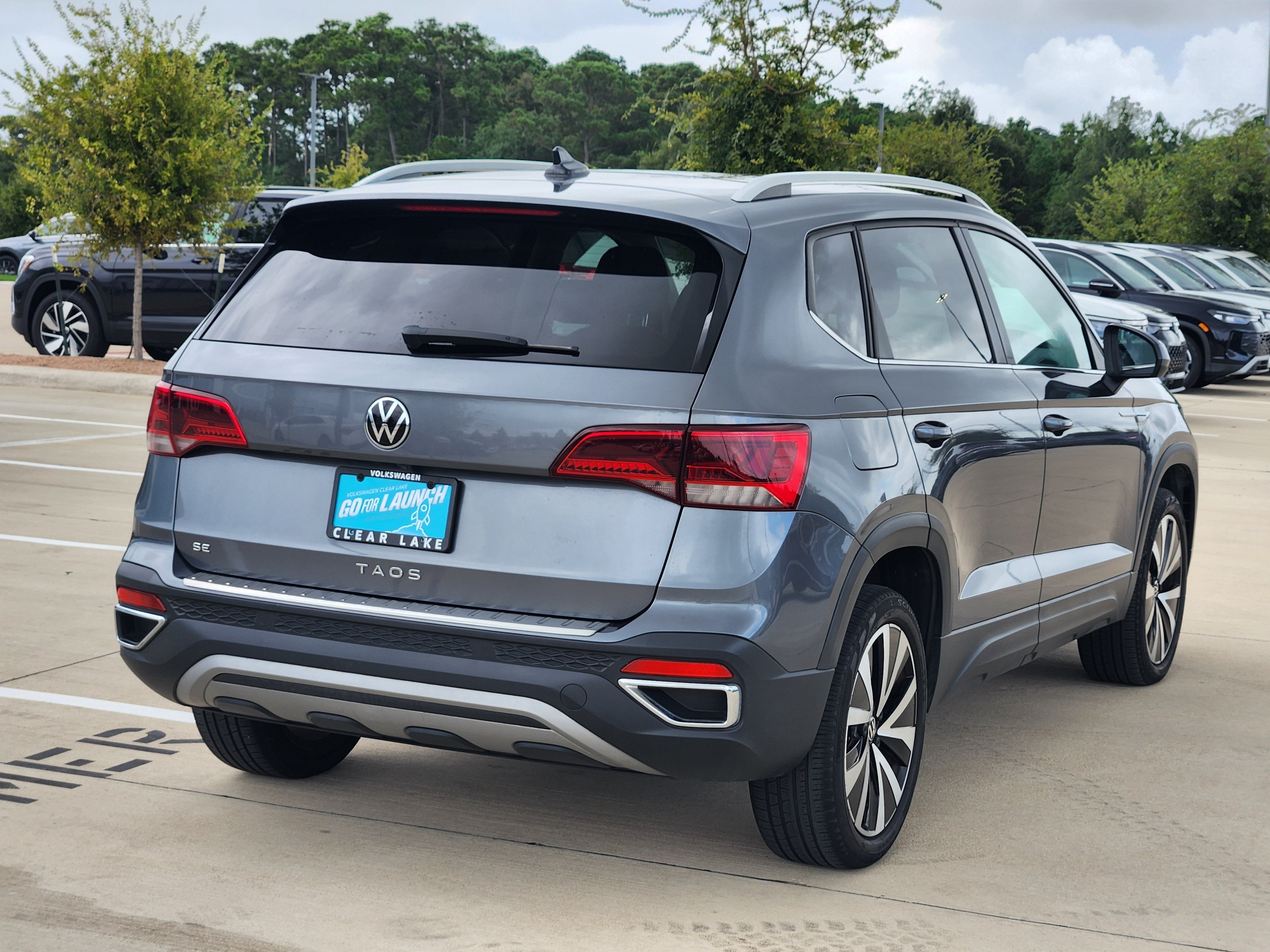 2023 Volkswagen Taos SE