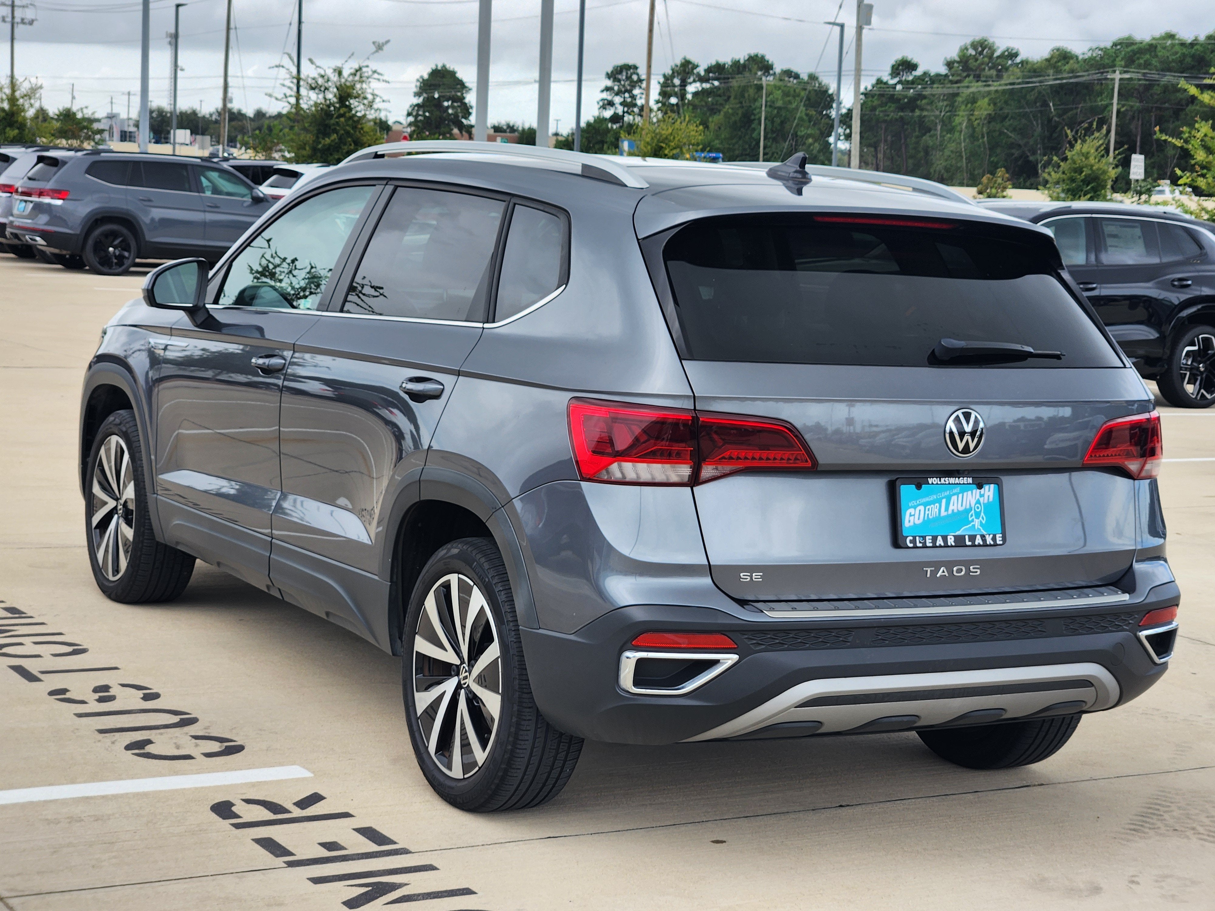 2023 Volkswagen Taos SE
