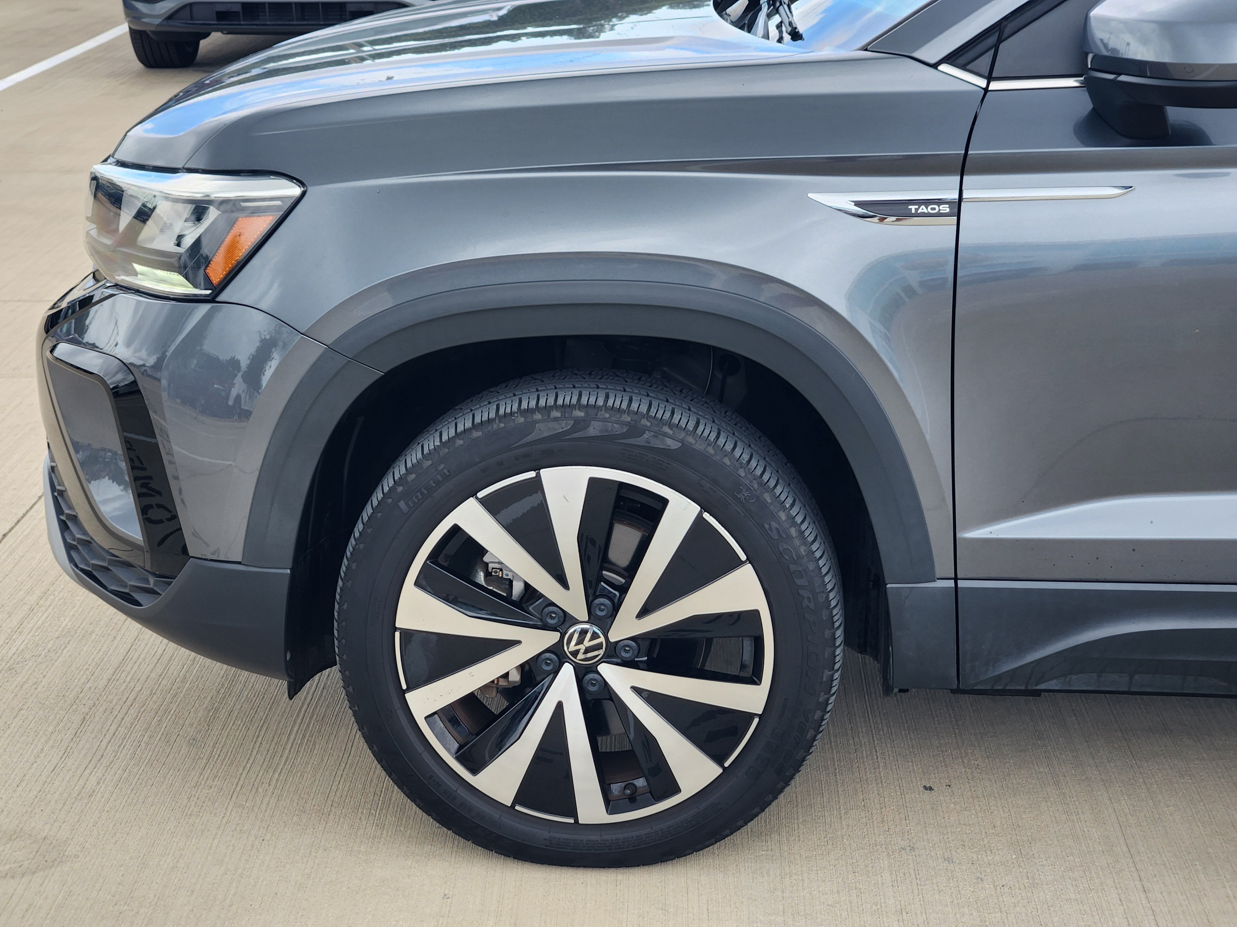 2023 Volkswagen Taos SE