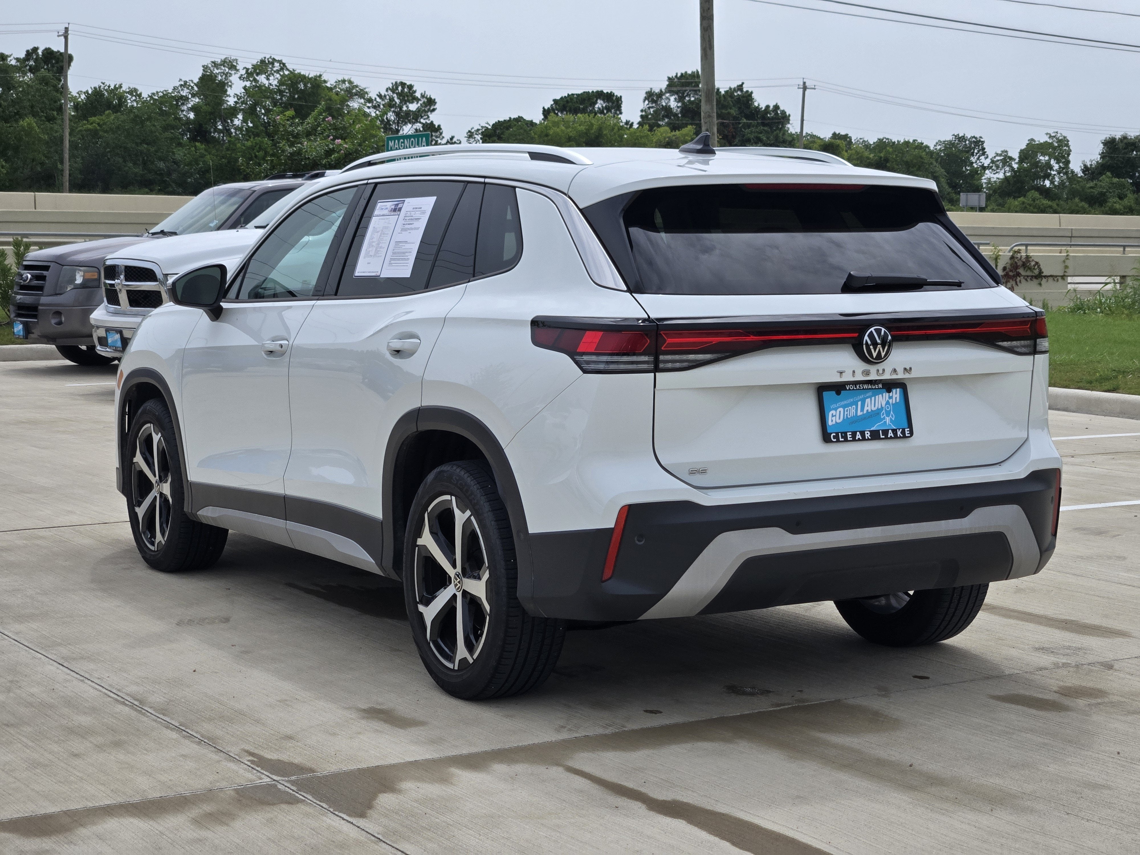 2025 Volkswagen Tiguan SE