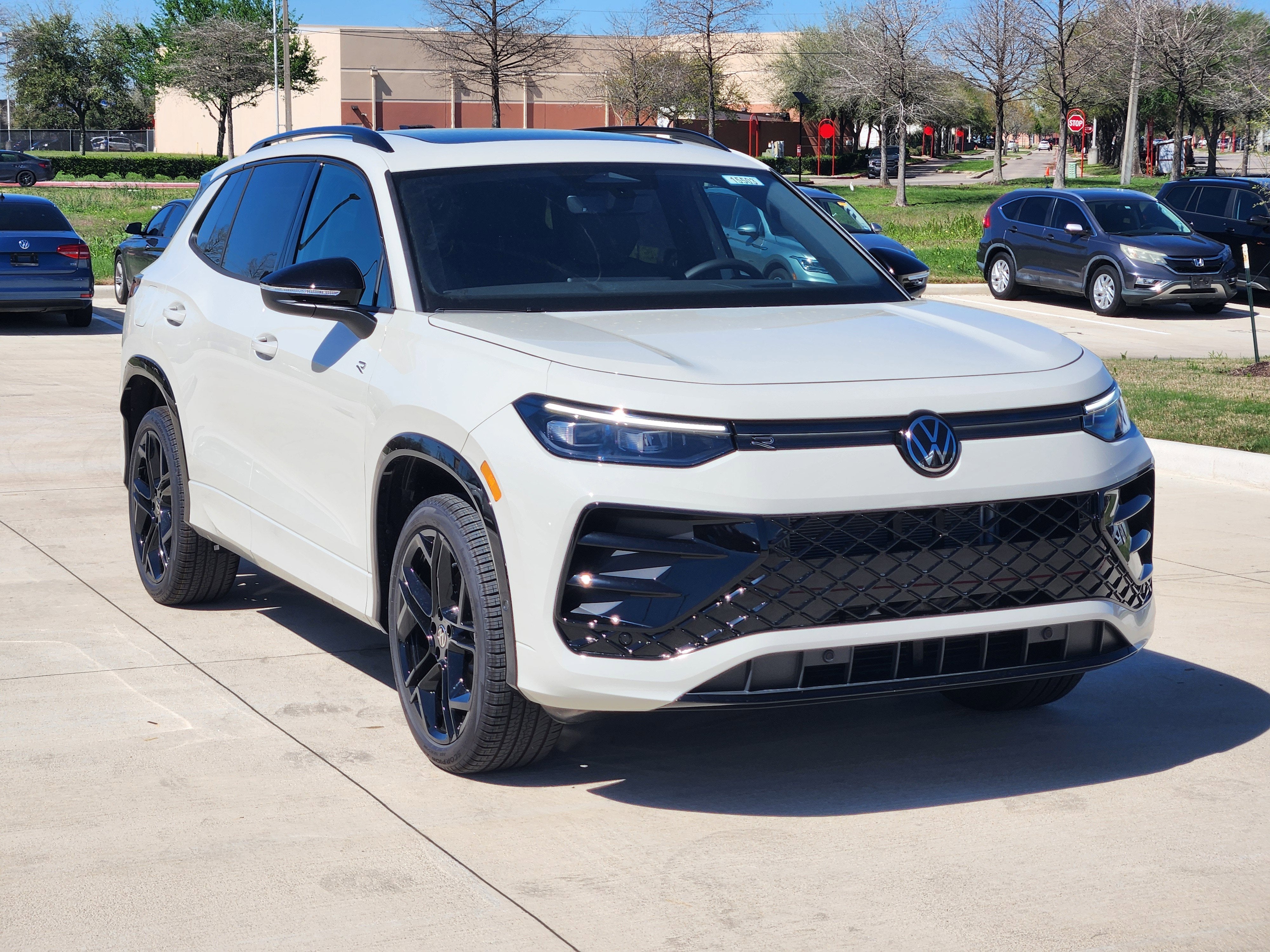 2026 Volkswagen Tiguan SE R-Line Black