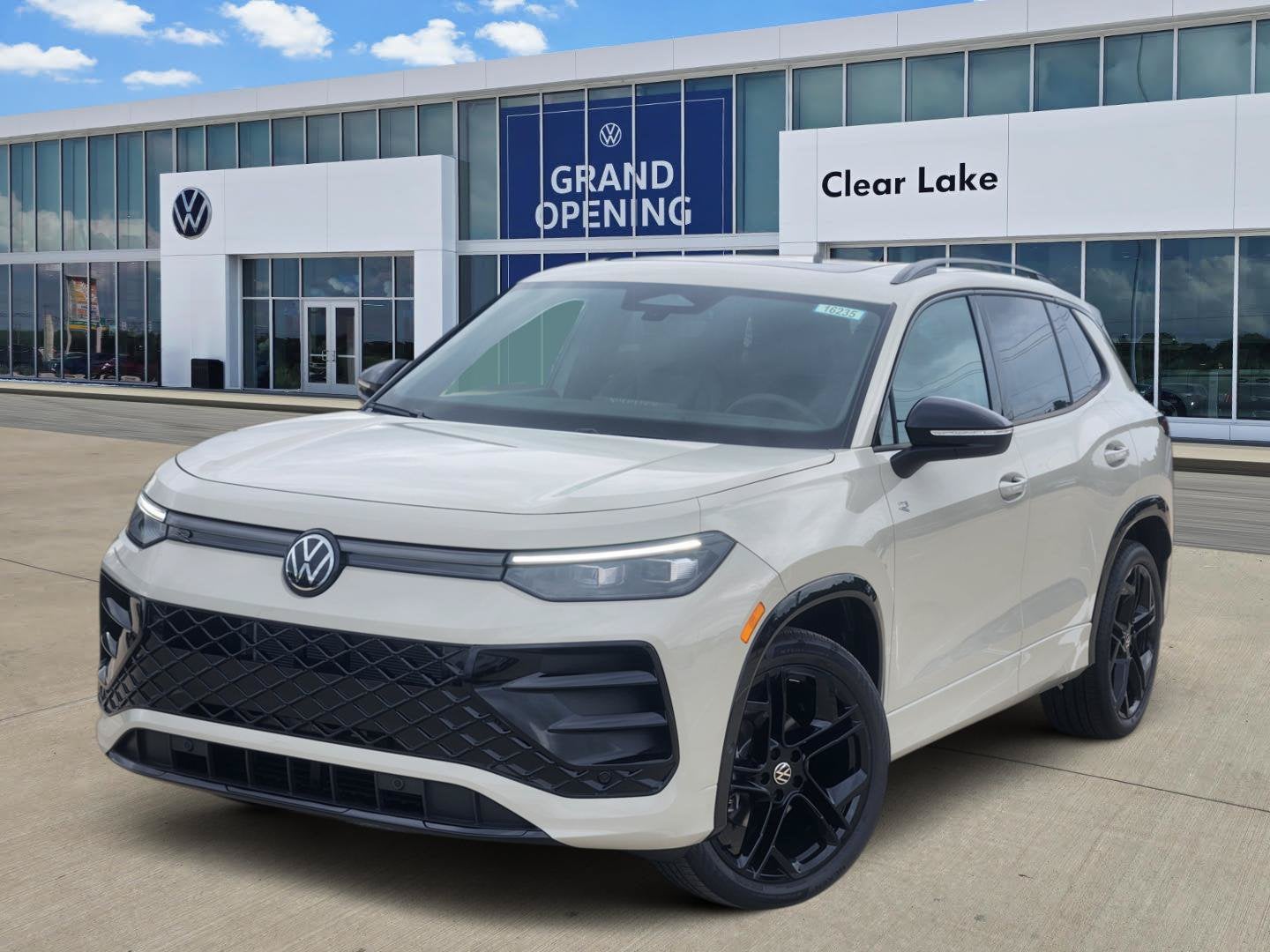2026 Volkswagen Tiguan SE R-Line Black