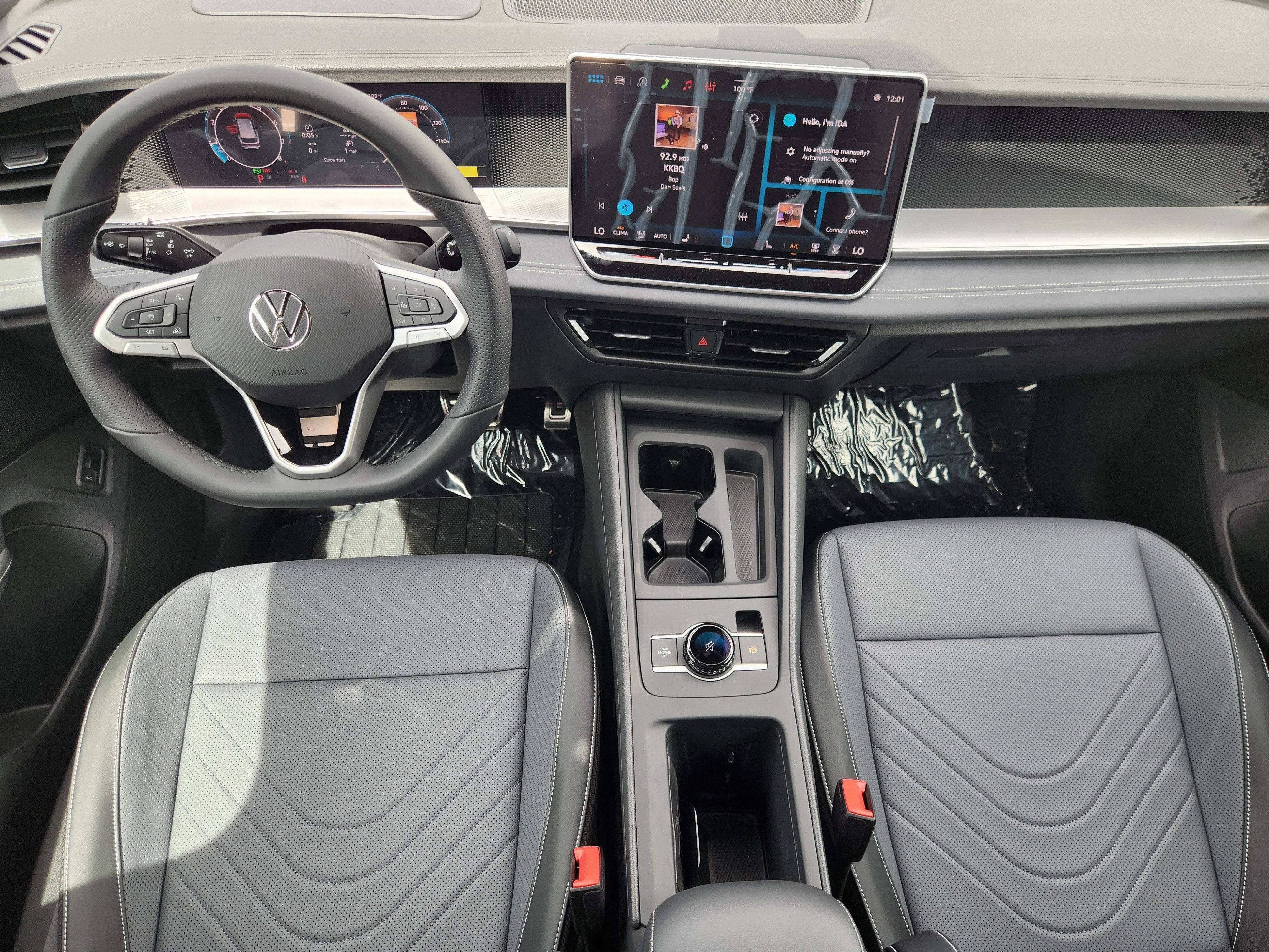 2026 Volkswagen Tiguan SE R-Line Black