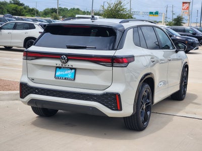 2026 Volkswagen Tiguan SE R-Line Black