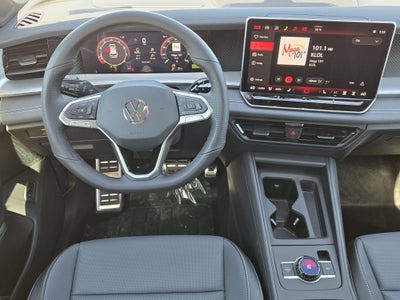 2026 Volkswagen Tiguan SE R-Line Black