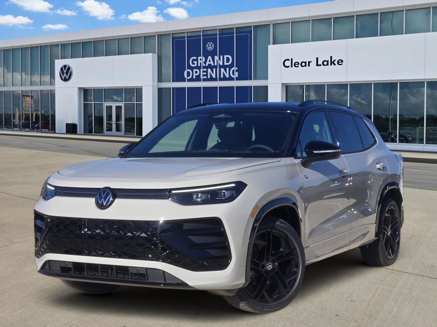 2026 Volkswagen Tiguan SE R-Line Black