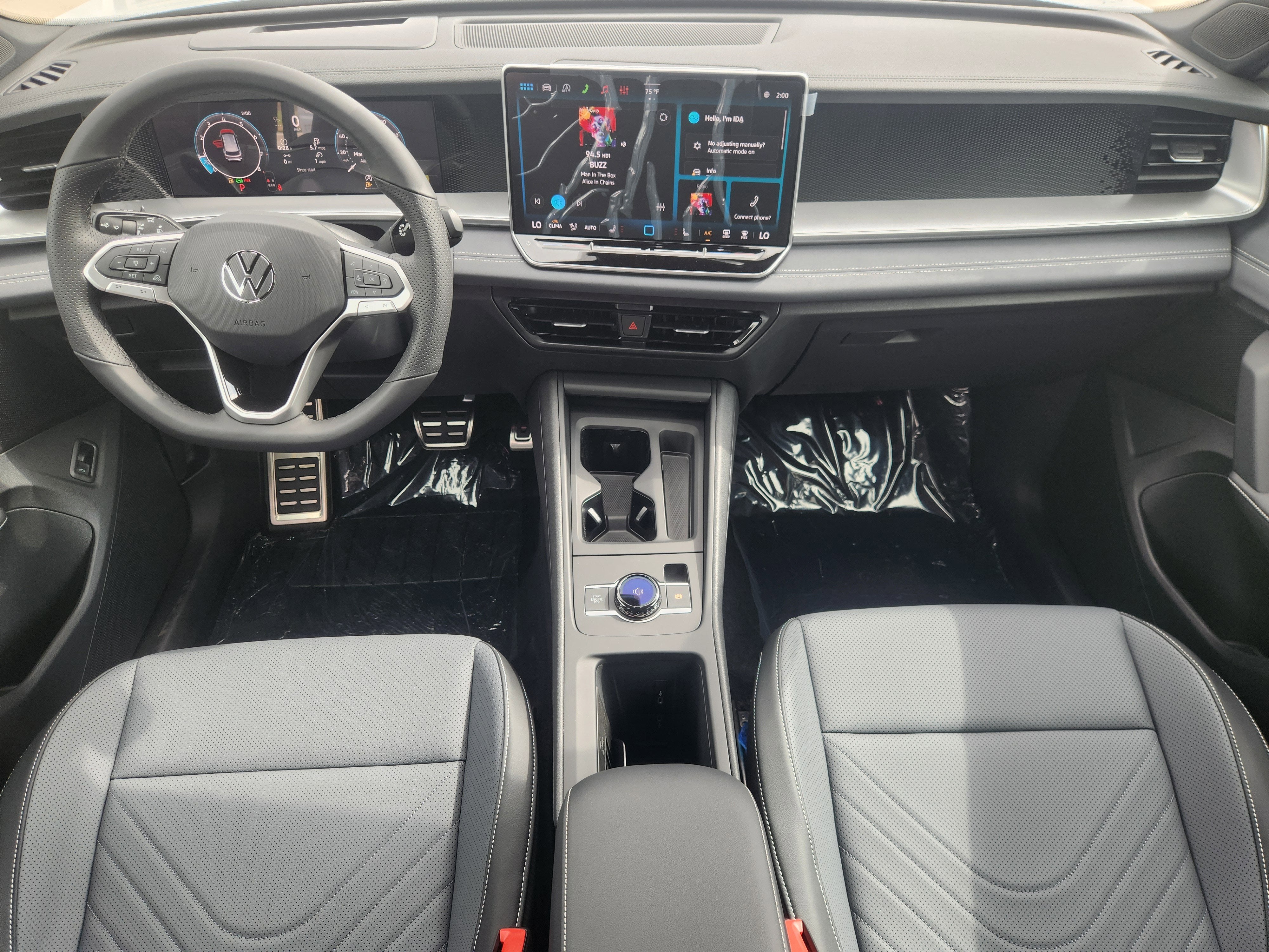 2026 Volkswagen Tiguan SE R-Line Black