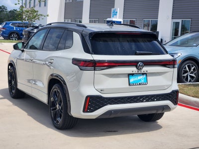 2026 Volkswagen Tiguan SE R-Line Black