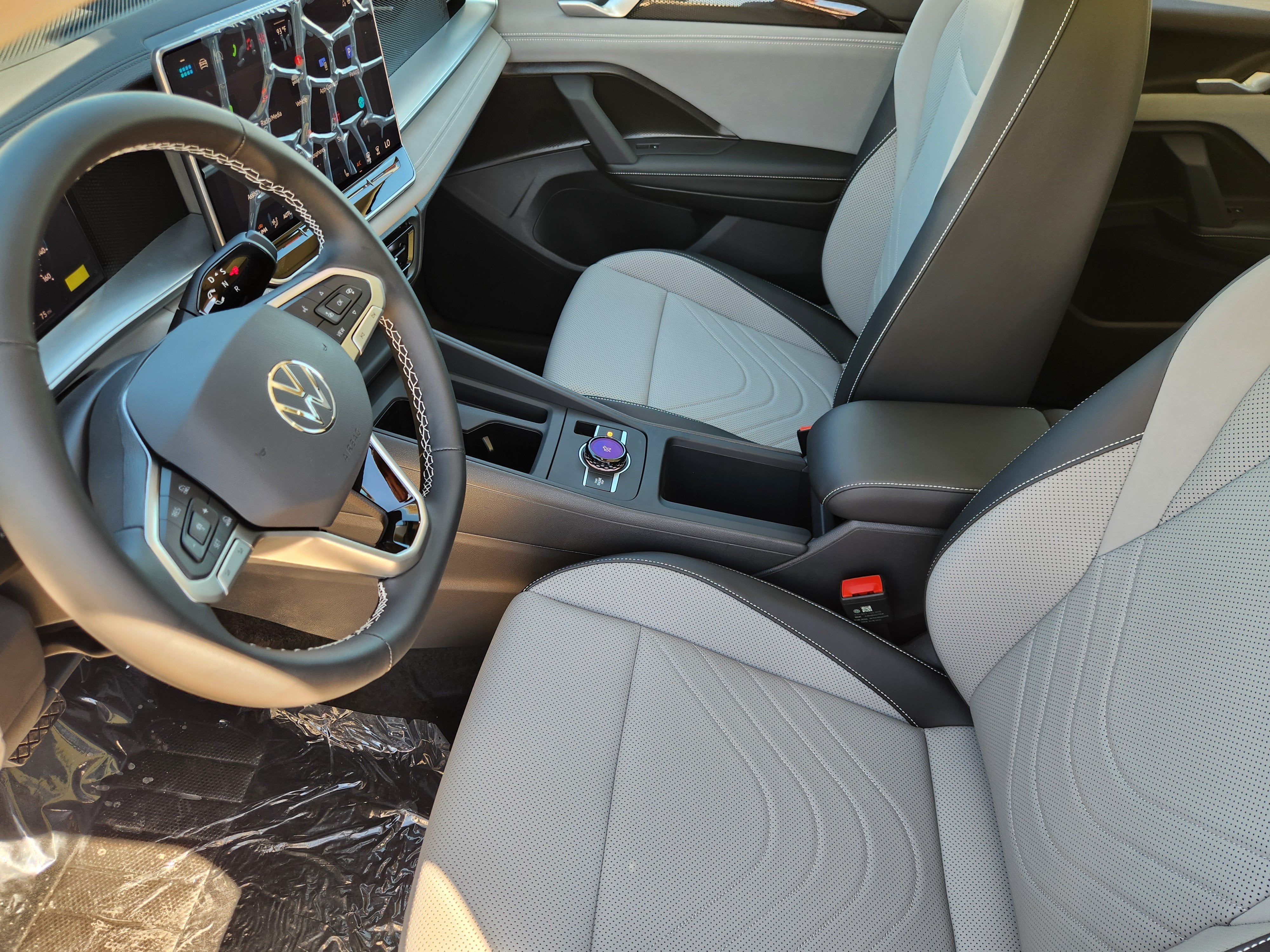 2027 Volkswagen Tiguan SE