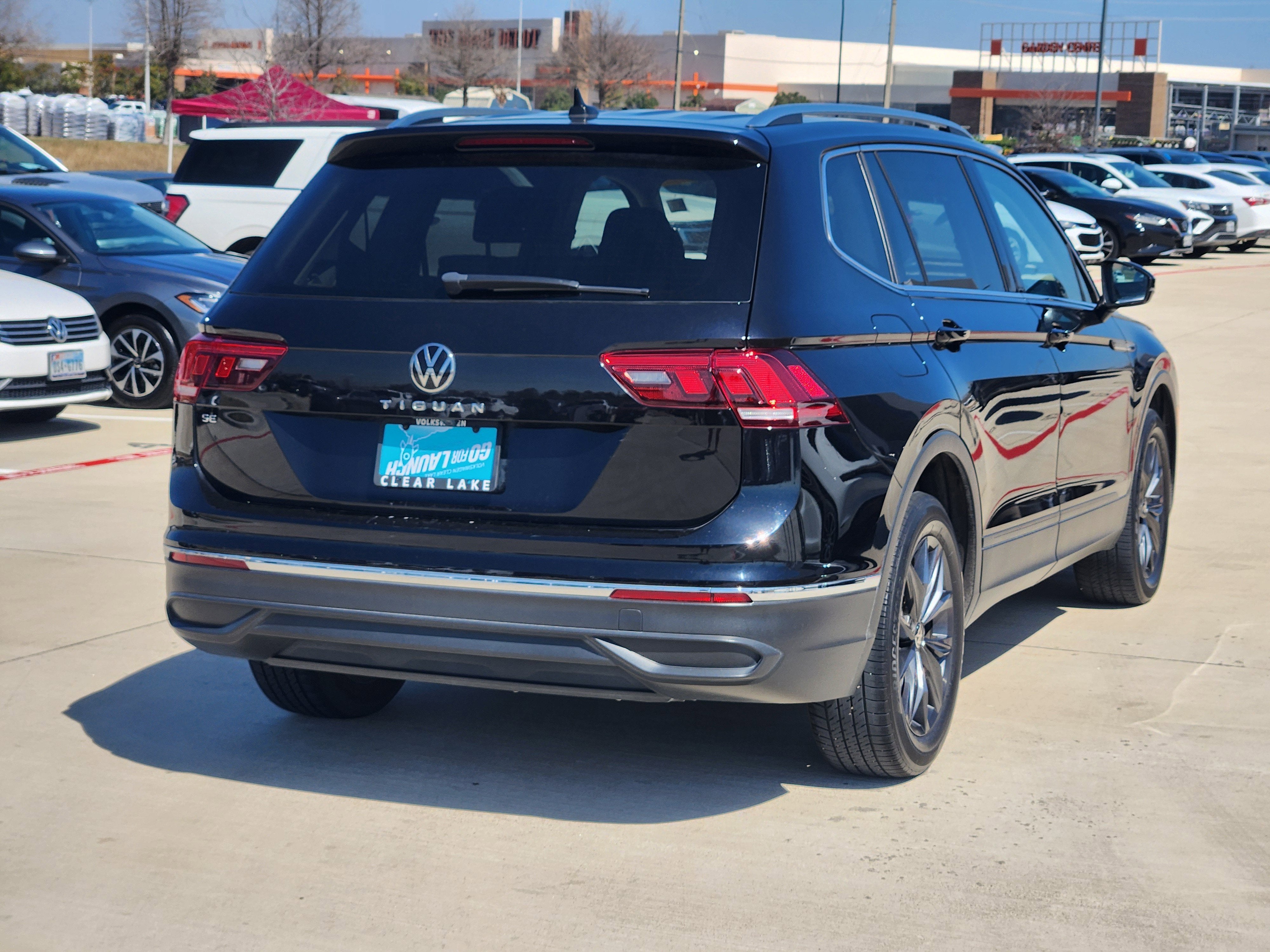 2023 Volkswagen Tiguan SE