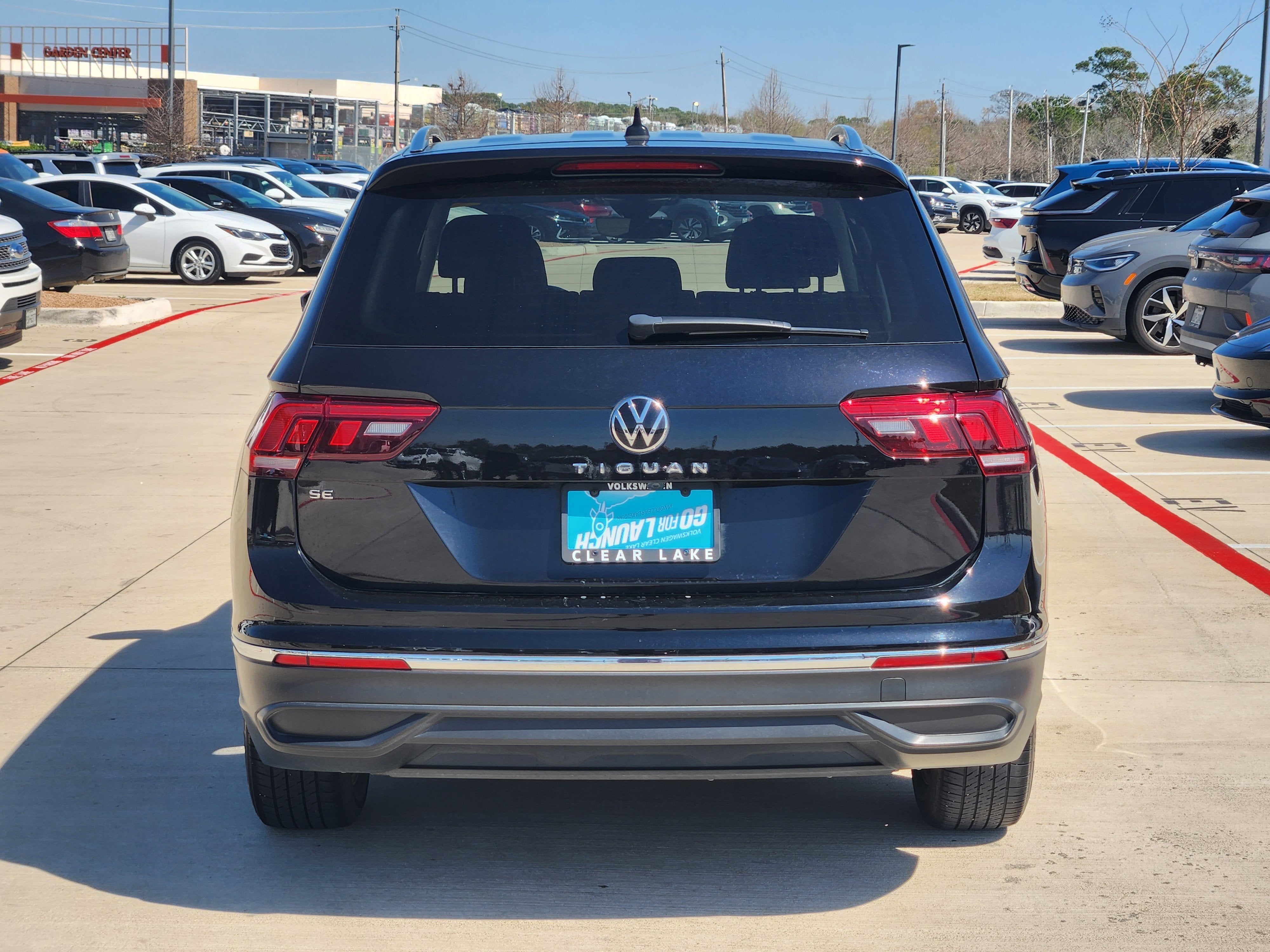 2023 Volkswagen Tiguan SE