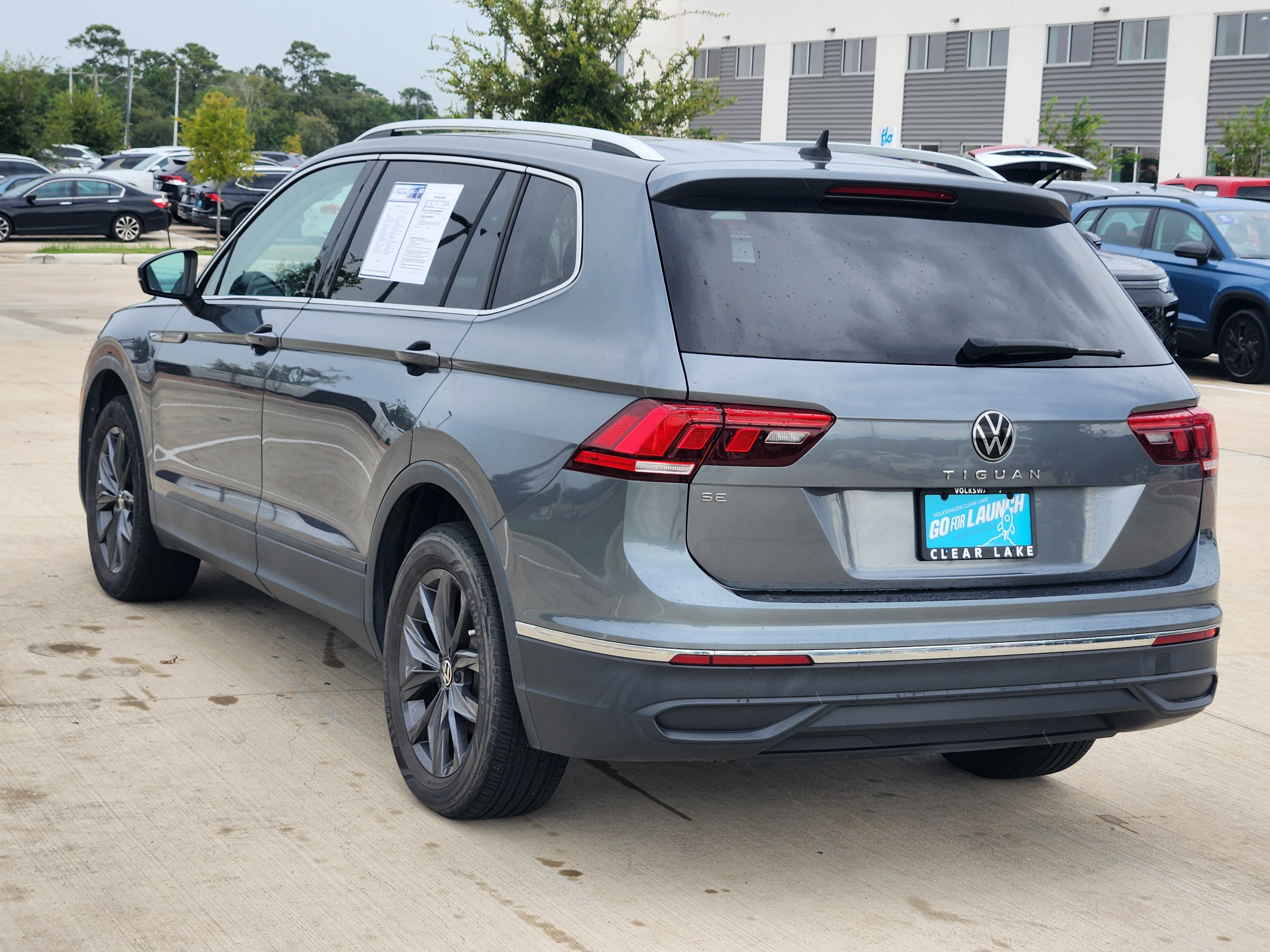 2023 Volkswagen Tiguan SE
