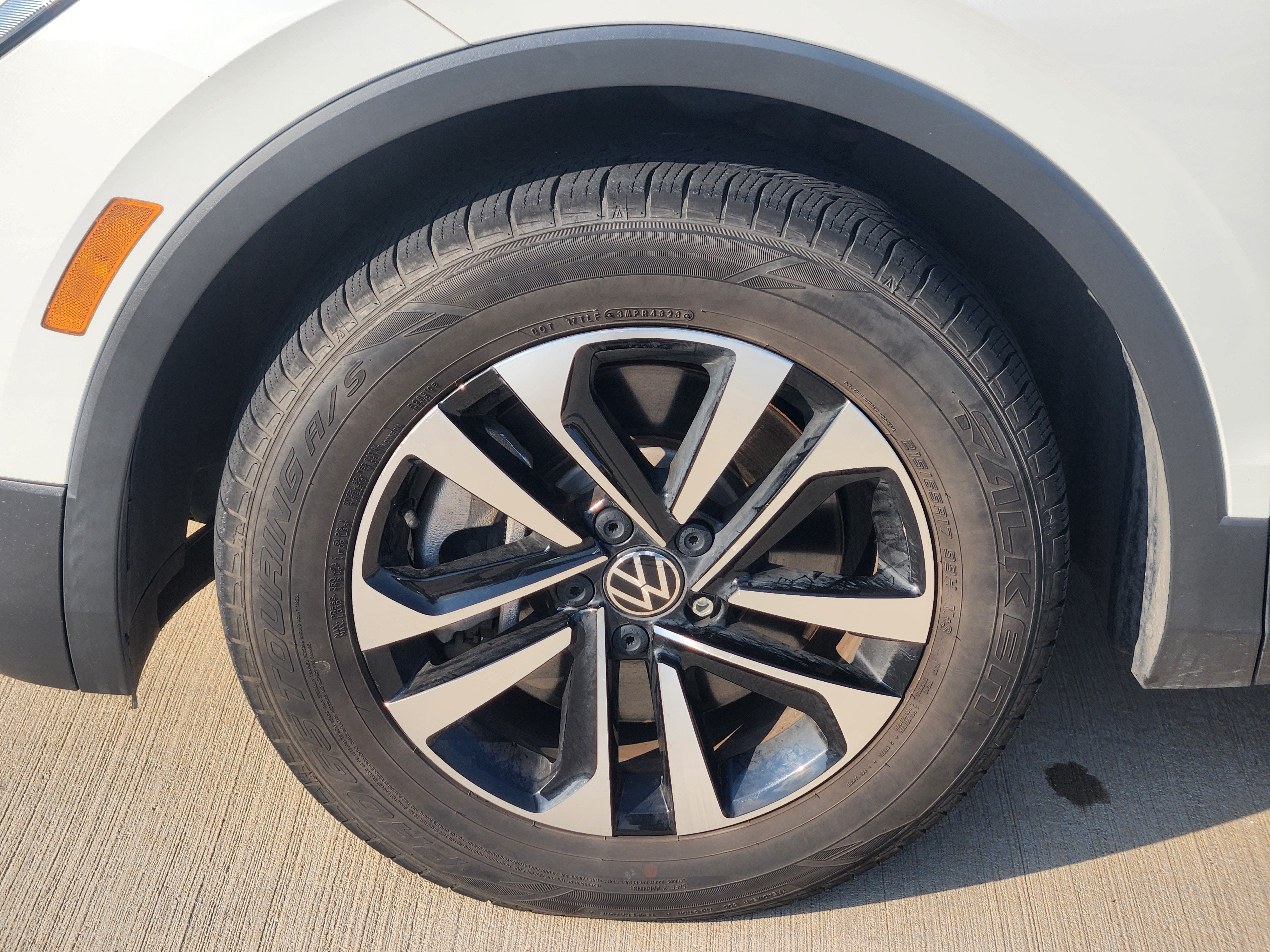 2023 Volkswagen Tiguan S